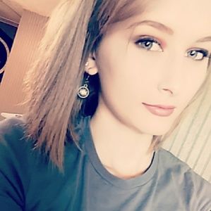 Meet your Posher, Katherine